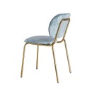 Restorāna krēsls ar gaiši zilu samta audumu sēdeklī un atzveltnē un rāmis zelta apdarē